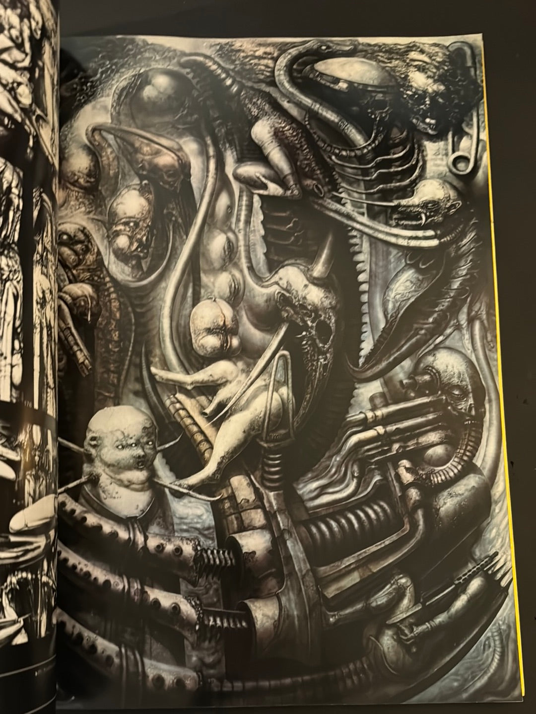 H.R.Giger's Necronomicon 1&2 (Japanese edition)