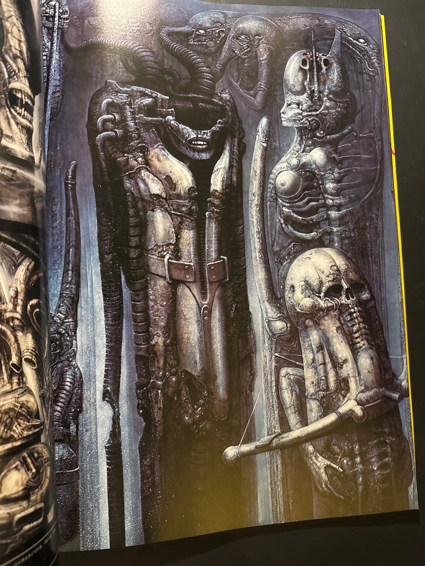 H.R.Giger's Necronomicon 1 (Japanese edition)
