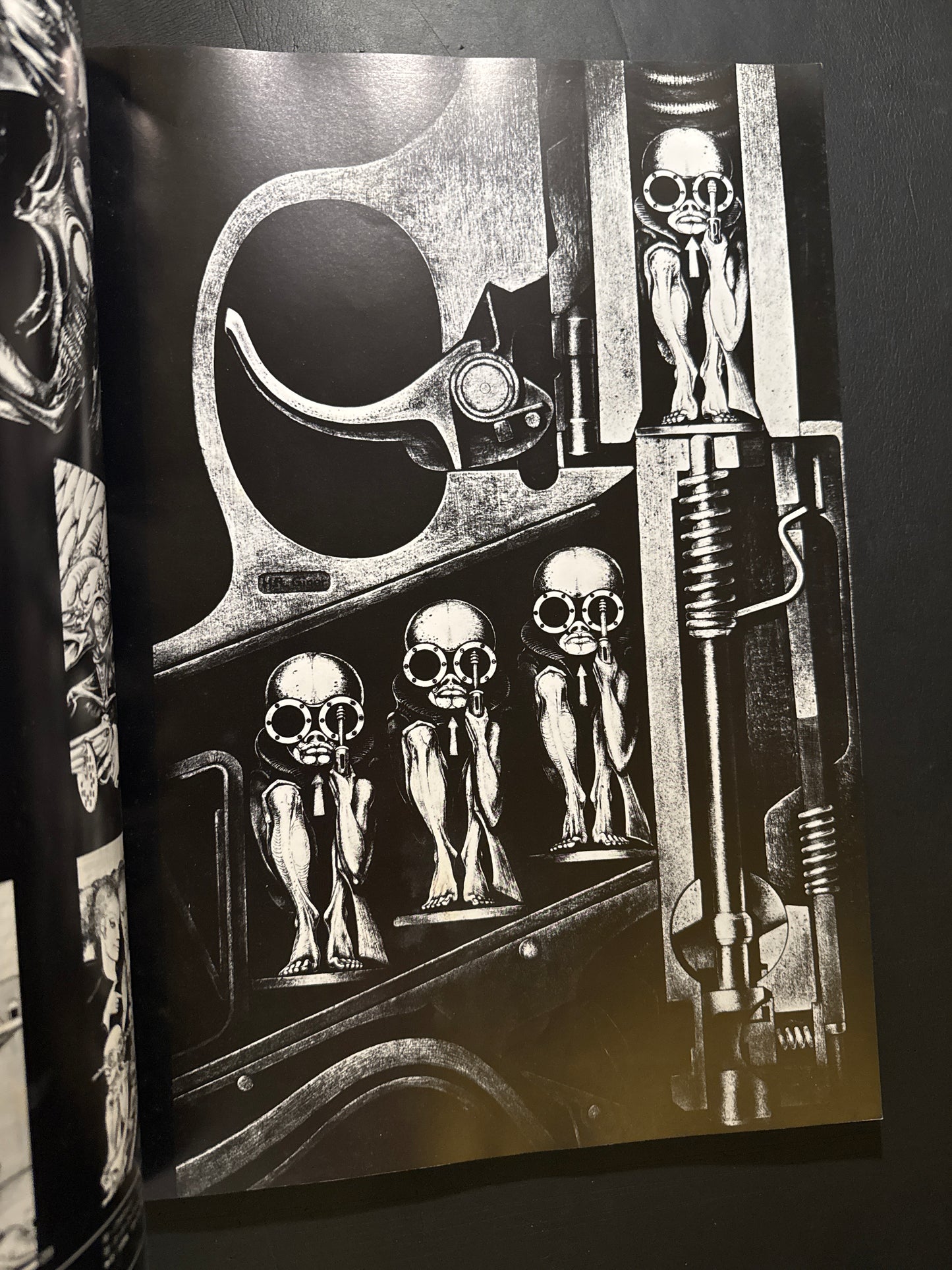 H.R.Giger's Necronomicon 1 (Japanese edition)