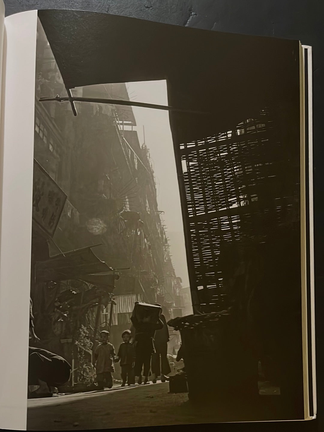 PORTRAIT OF HONG KONG