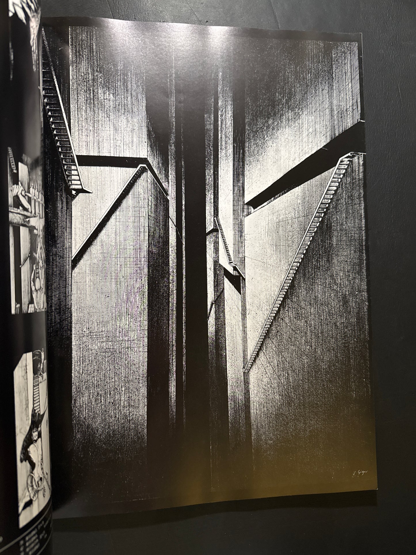 H.R.Giger's Necronomicon 1 (Japanese edition)