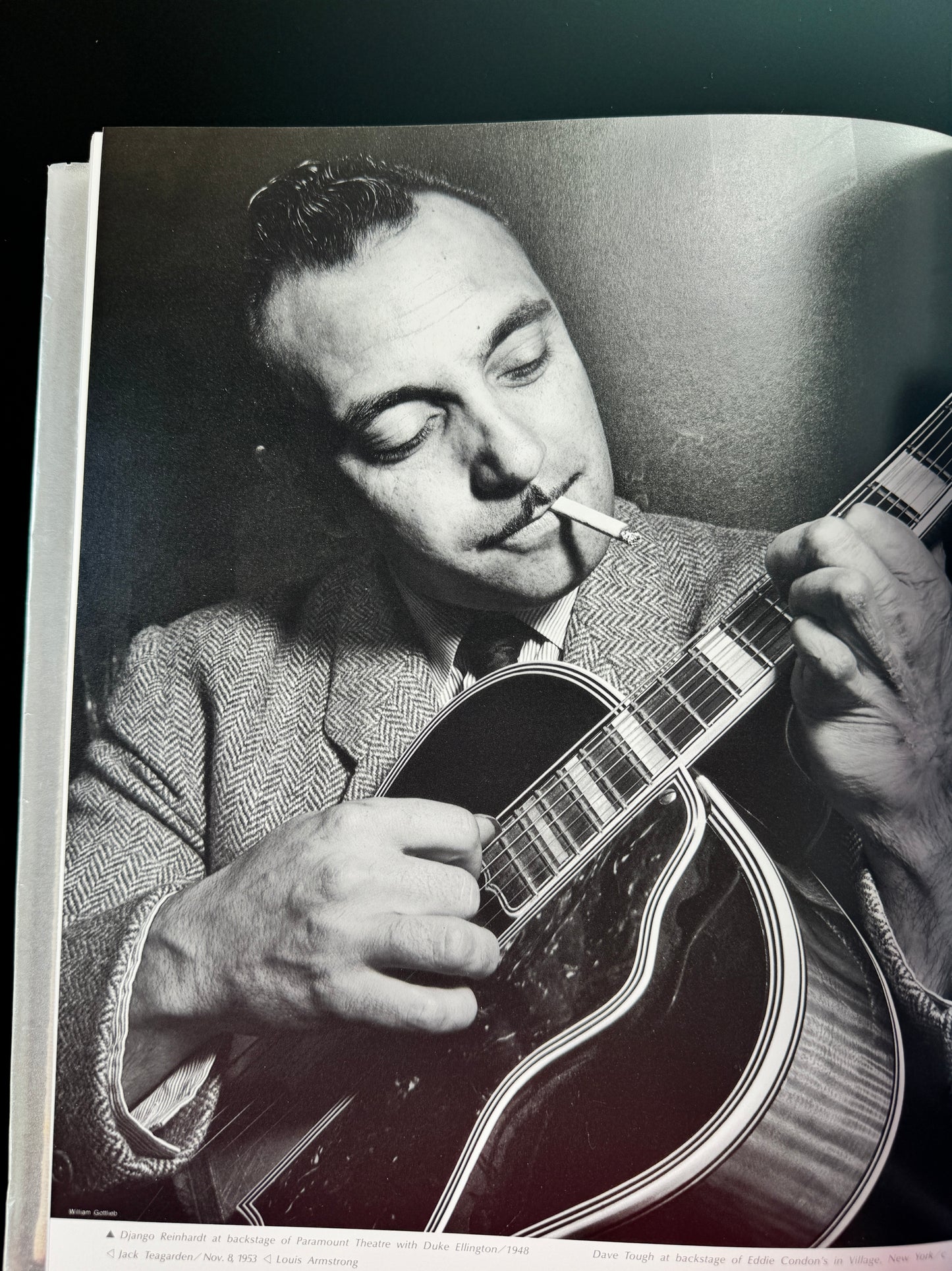JAZZ GIANTS : VISIONS OF THE GREAT AMERICAN LEGEND