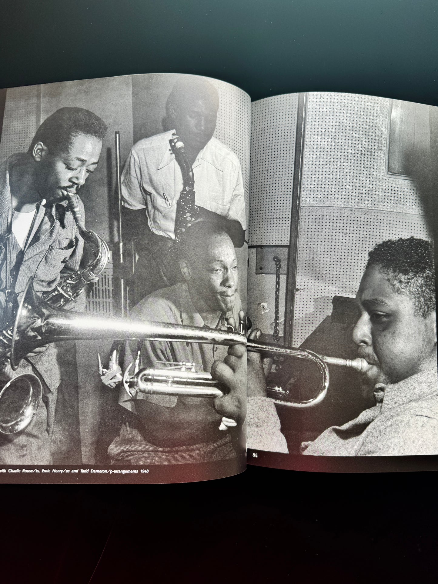 JAZZ GIANTS : VISIONS OF THE GREAT AMERICAN LEGEND