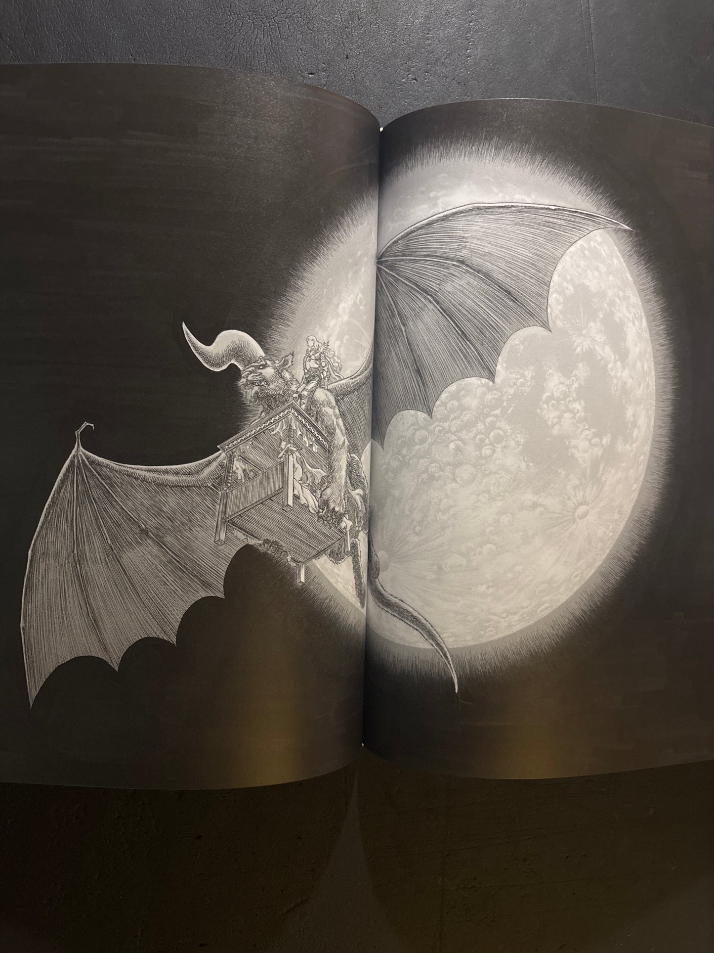 THE ARTWORK OF BERSERK