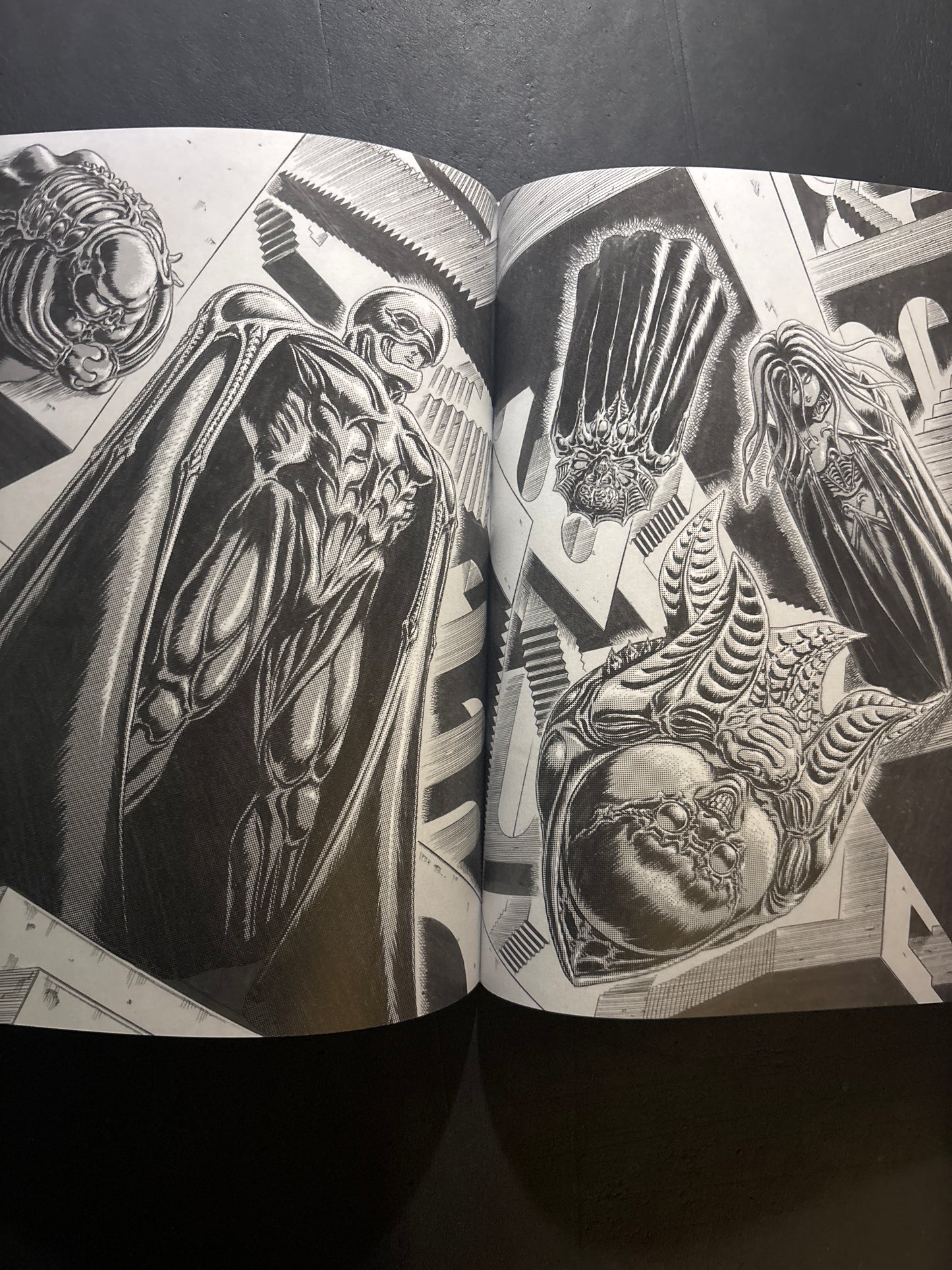 THE ARTWORK OF BERSERK