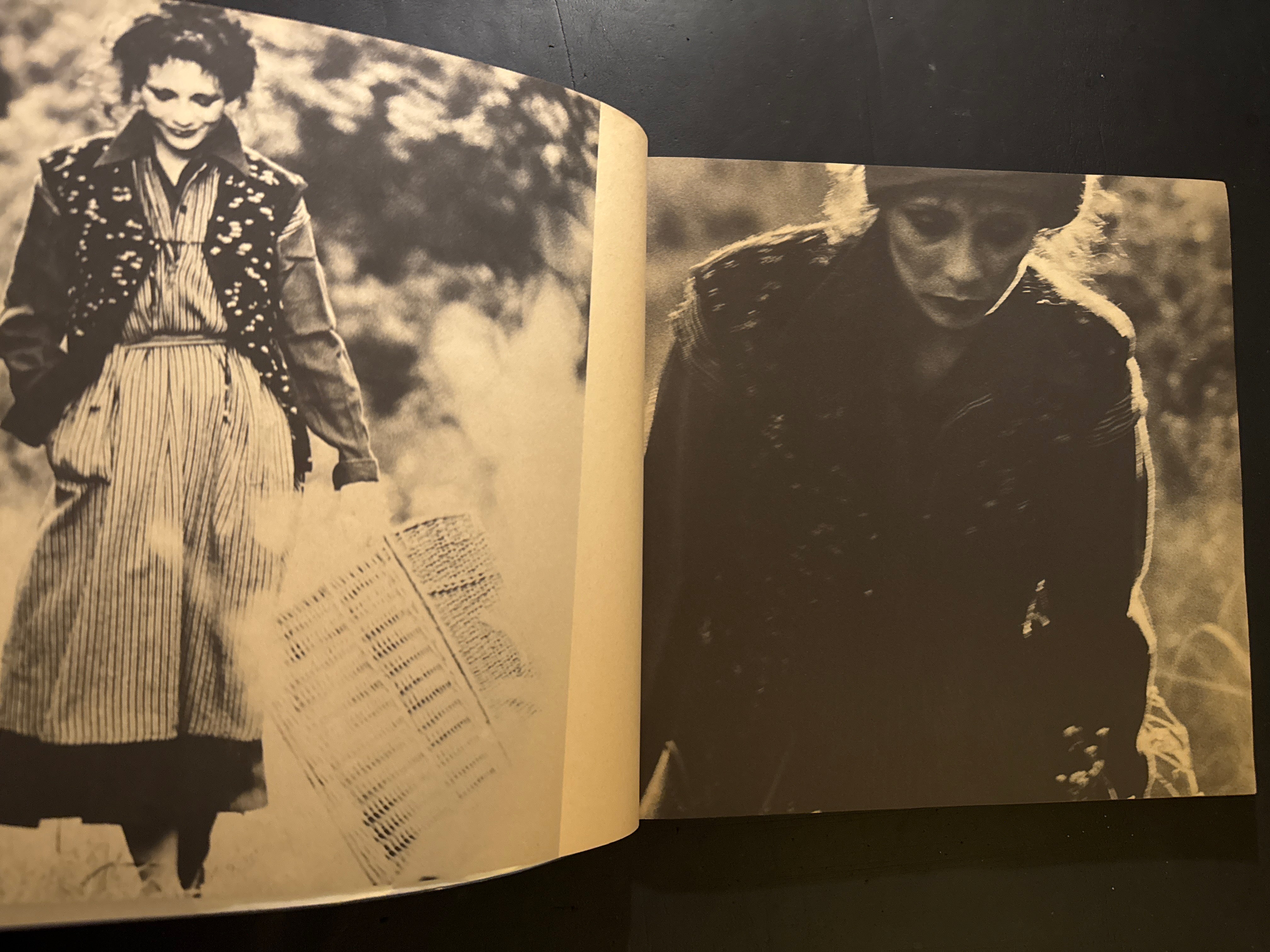 COMME des GARCONS 1975-1982 – JAPANESE AVANT-GARDE BOOKS
