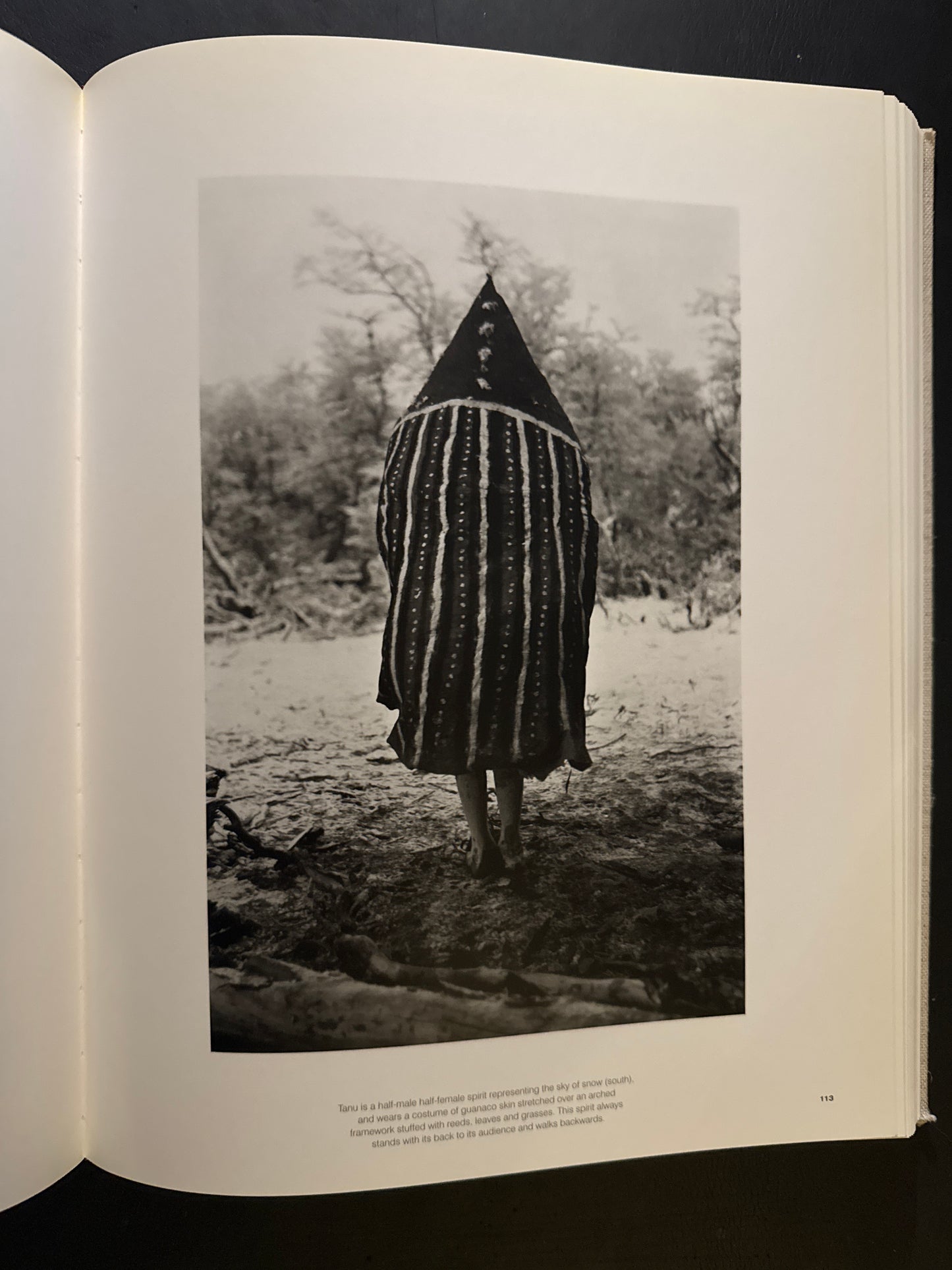 THE LOST TRIBES OF TIERRA DEI.FUEGO : SELK'NAM YAMANA KAWESQAR