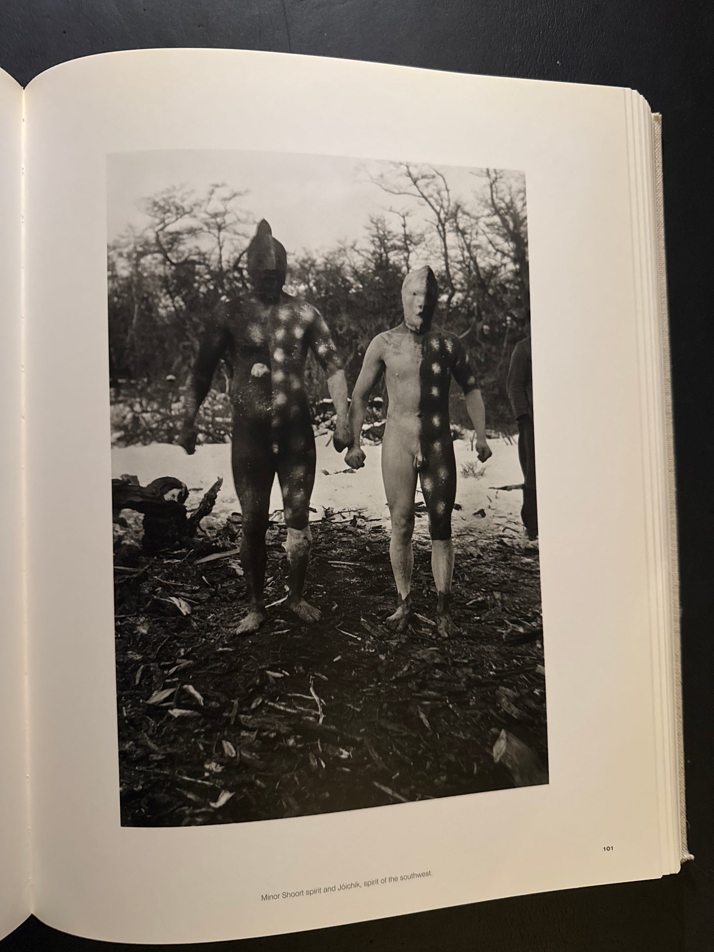 THE LOST TRIBES OF TIERRA DEI.FUEGO : SELK'NAM YAMANA KAWESQAR