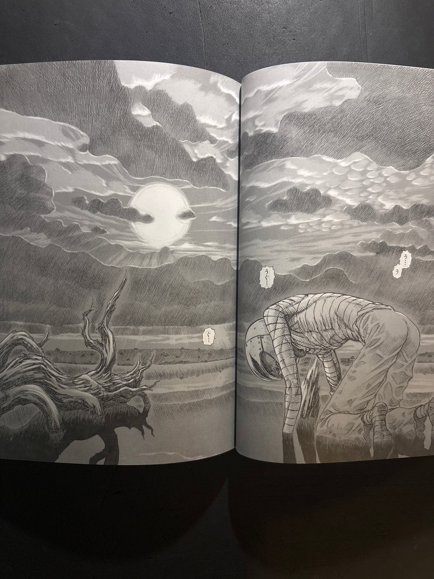 THE ARTWORK OF BERSERK