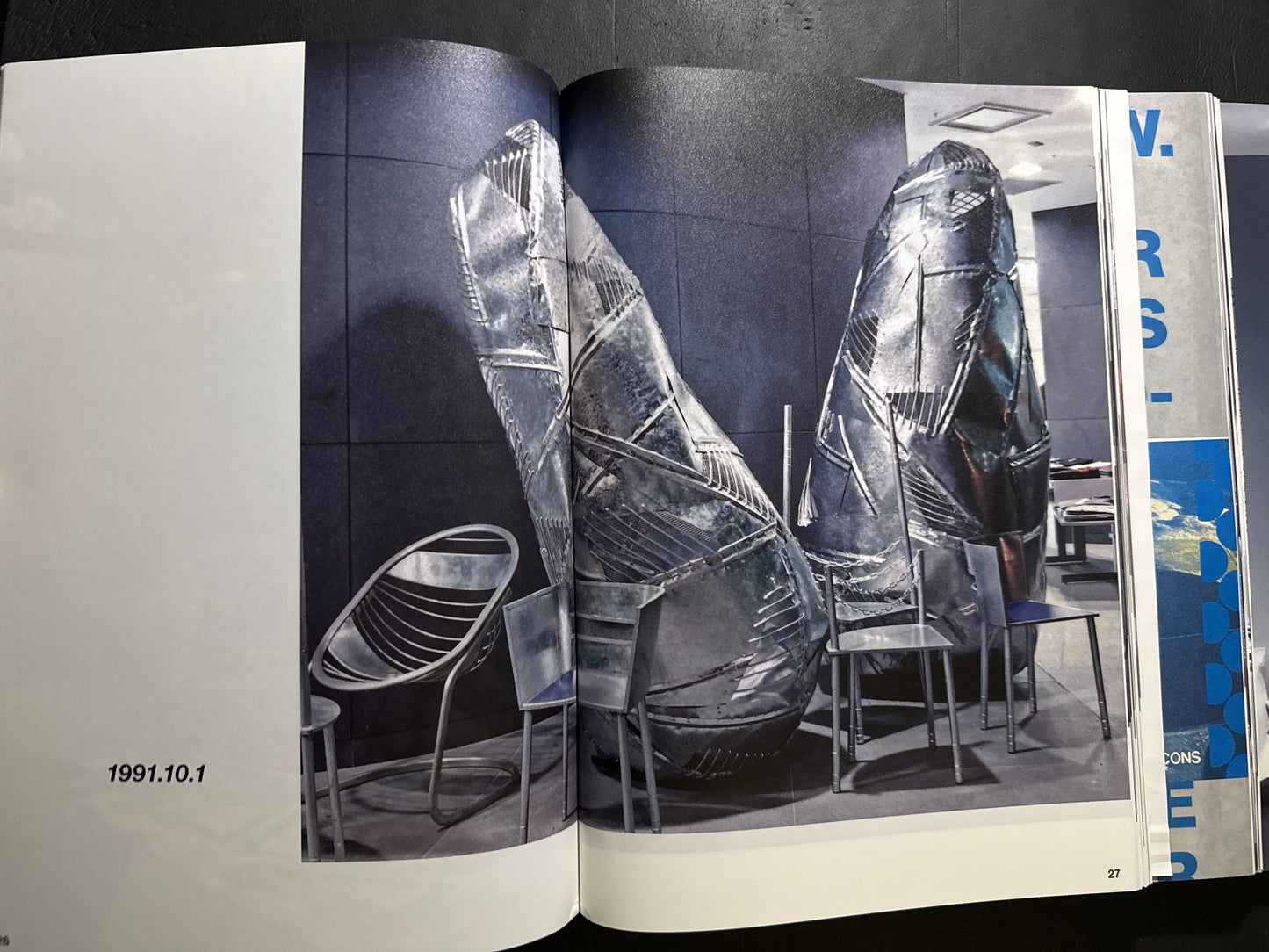 COMME des GARCONS 1989.4.28 - 2023.2.1(unopened copy with bag)