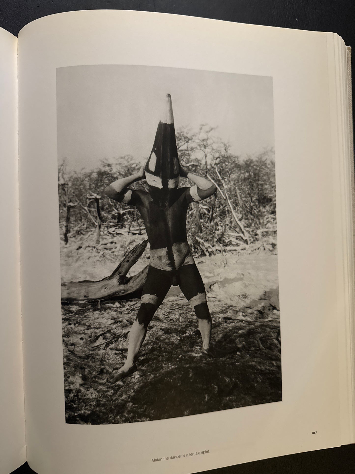 THE LOST TRIBES OF TIERRA DEI.FUEGO : SELK'NAM YAMANA KAWESQAR