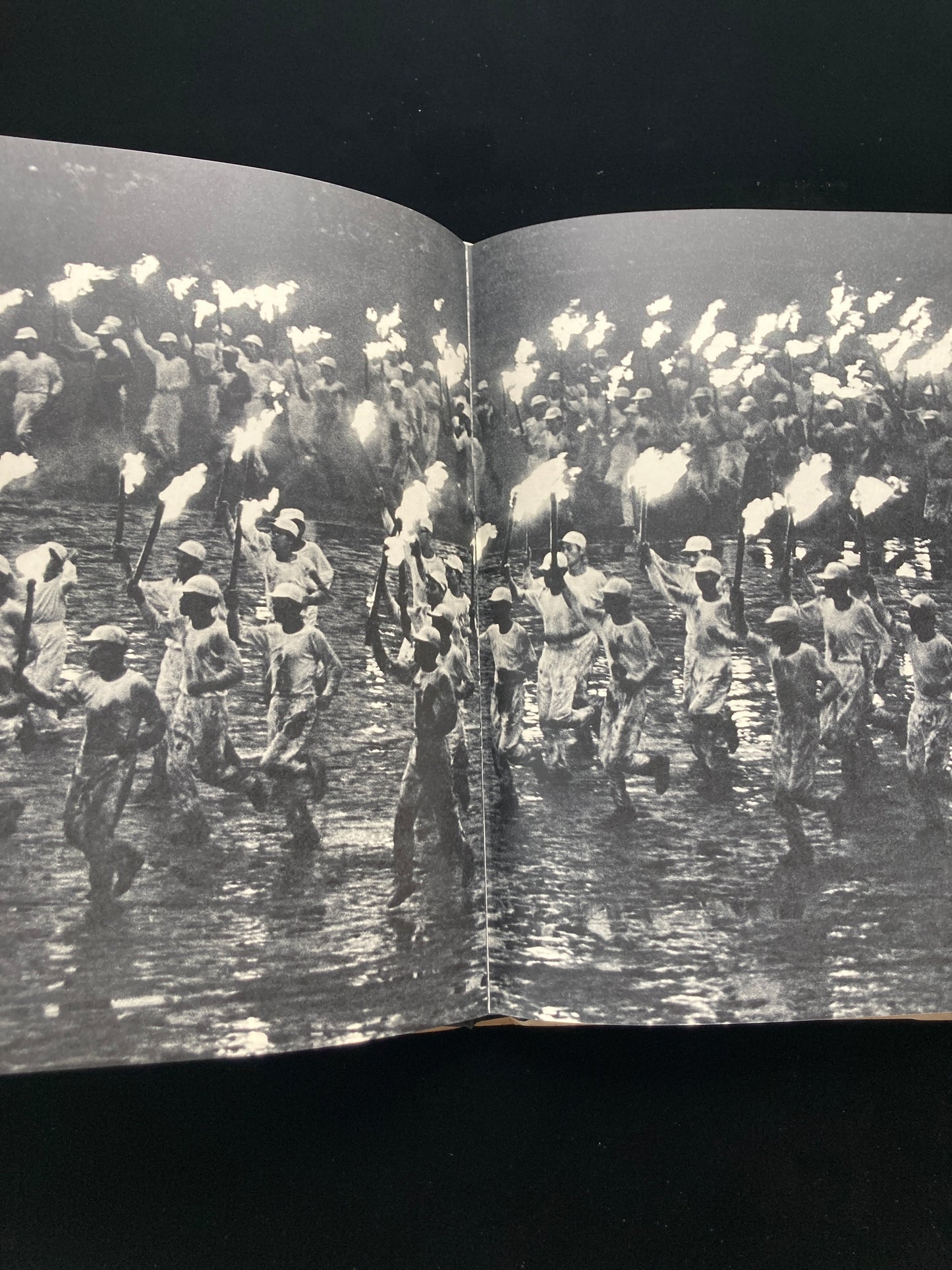 Soka Gakkai : Photographic Creation Society