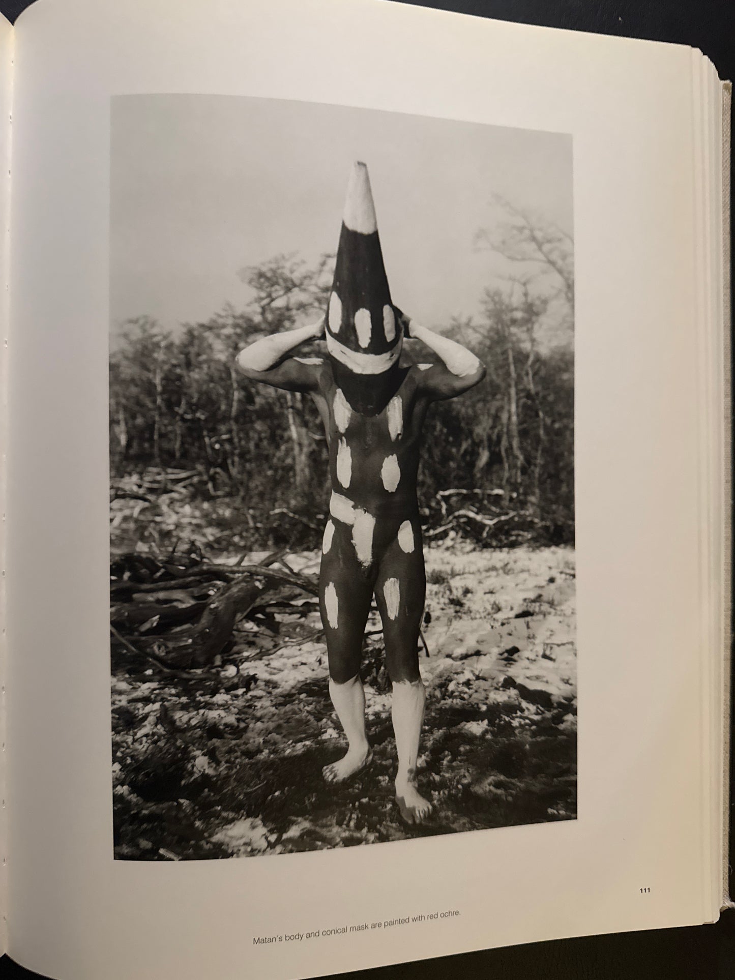 THE LOST TRIBES OF TIERRA DEI.FUEGO : SELK'NAM YAMANA KAWESQAR