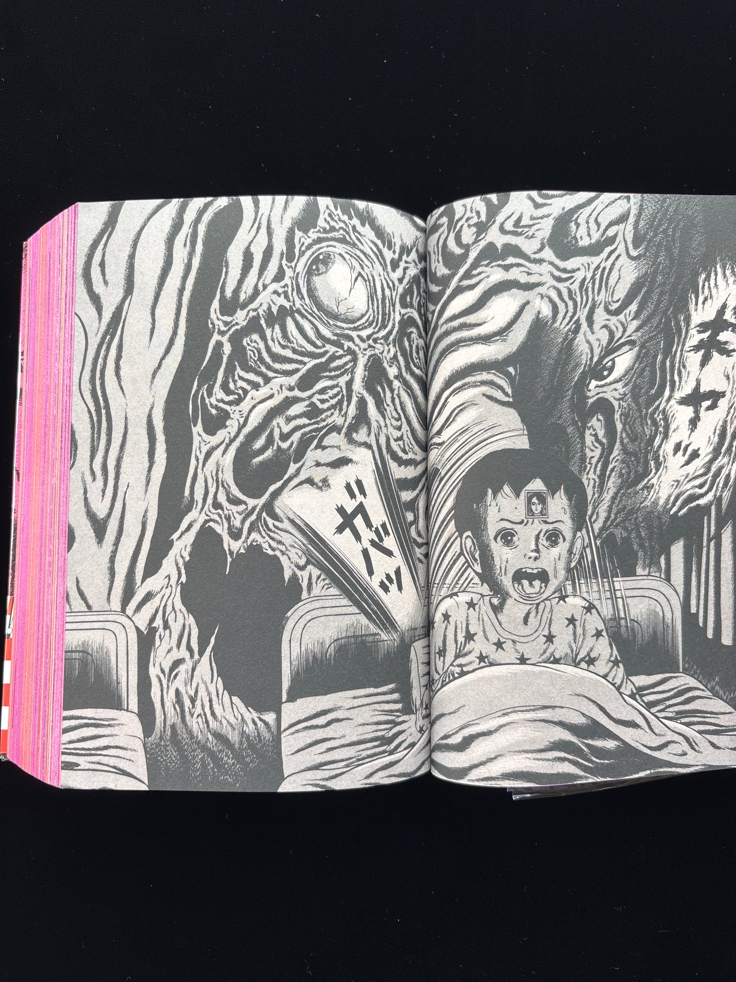Kami no Hdarite Akuma no Migite vol.1