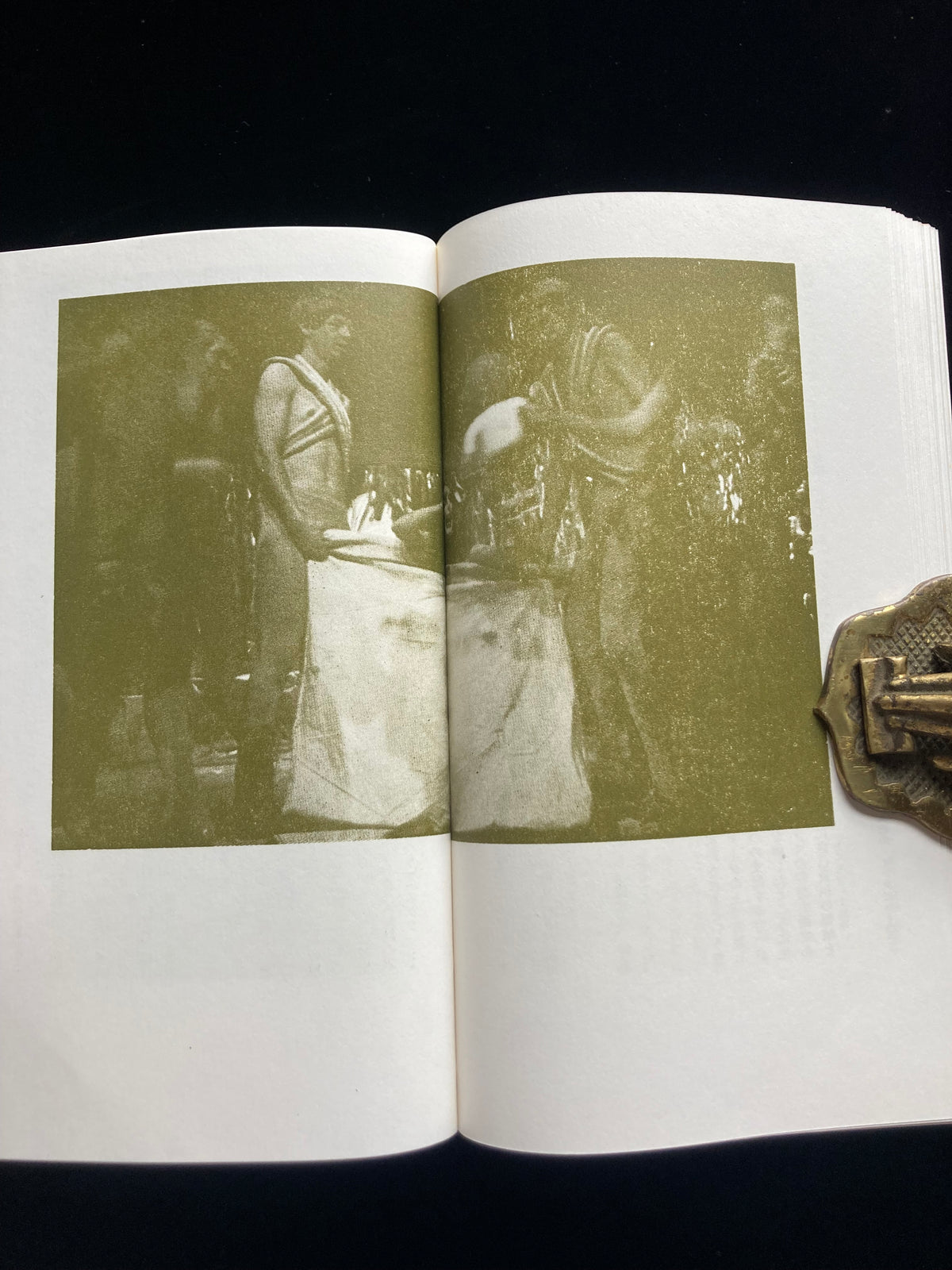 Collected Critical Essays by Shuji Terayama
A Tour of Hell in America