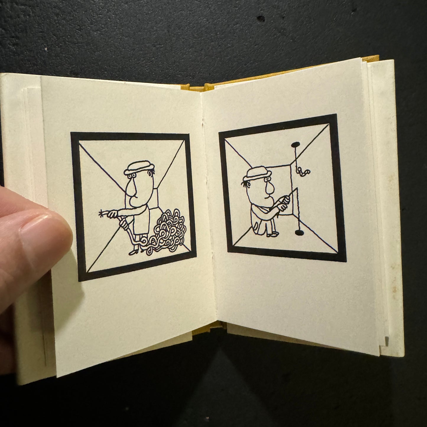 miniature book : three-sided mirror